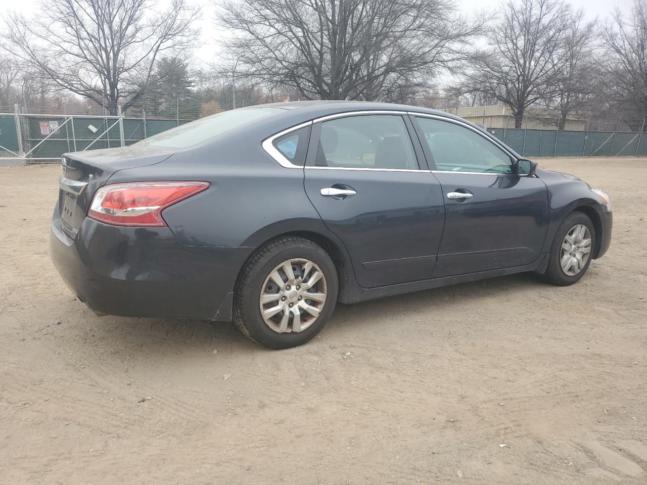 2013 Nissan Altima VIN 1N4AL3AP6DC274600 Copart auction photo, normal wear / minor dent/scratches damage thumbnail 3