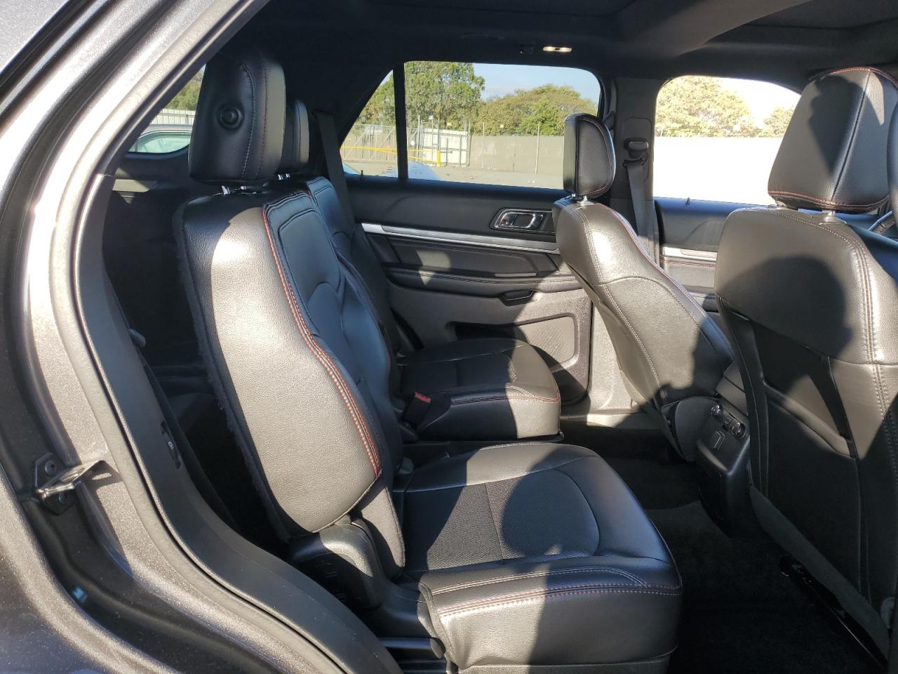 2018 Ford Explorer VIN 1FM5K8GT3JGC24169 Copart auction photo, front end / rear end damage thumbnail 12