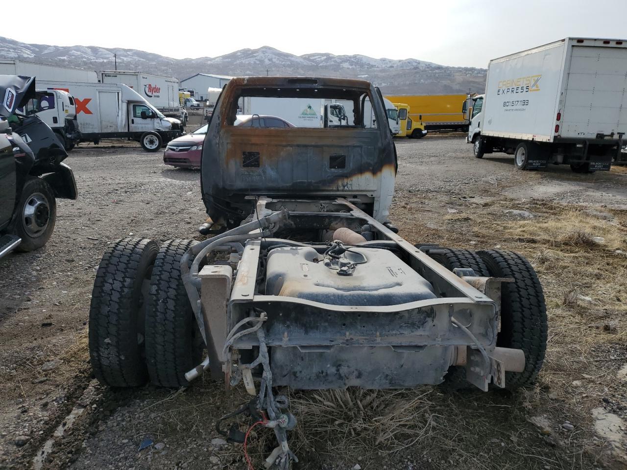 2017 RAM 5500 VIN 3C7WRNBL3HG789985 Copart auction photo, burn damage thumbnail 10