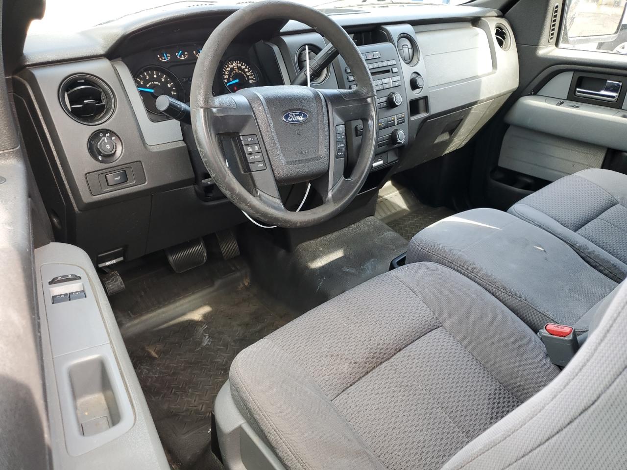 2014 Ford F-150 VIN 1FTMF1CM2EFB56680 Copart auction photo, rear end / minor dent/scratches damage thumbnail 8