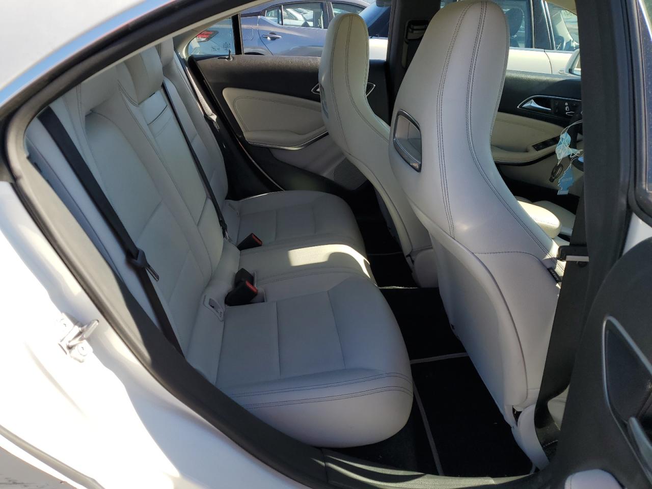 2019 Mercedes-Benz CLA-klasse VIN WDDSJ4GB8KN716662 Copart auction photo, front end / side damage thumbnail 10