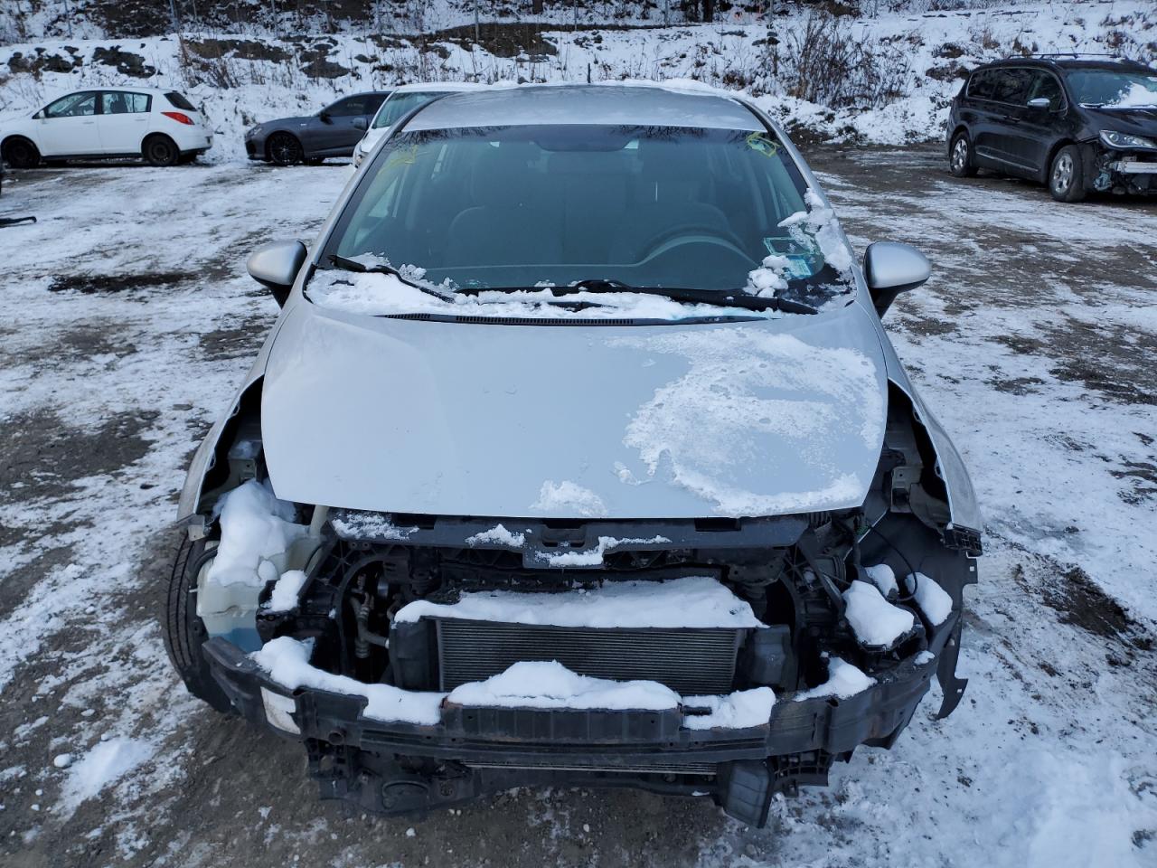 2016 KIA Rio VIN KNADM4A33G6658552 Copart auction photo, front end / minor dent/scratches damage thumbnail 5