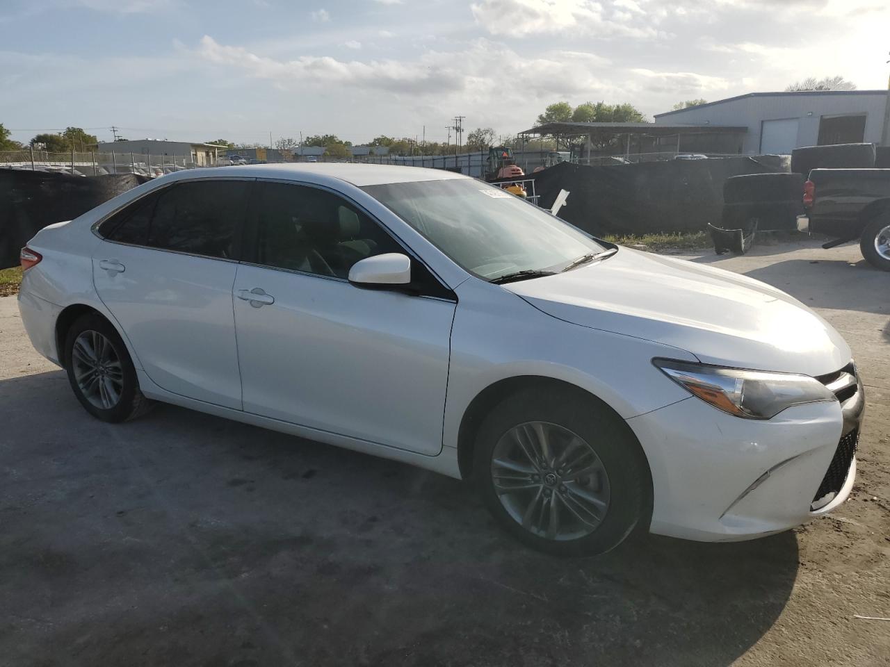 2017 Toyota Camry VIN 4T1BF1FKXHU366229 Copart auction photo, side damage thumbnail 4