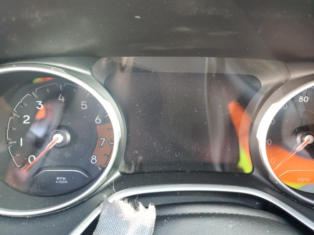2018 Jeep Compass VIN 3C4NJDBB7JT333020 Copart auction photo, burn damage thumbnail 9