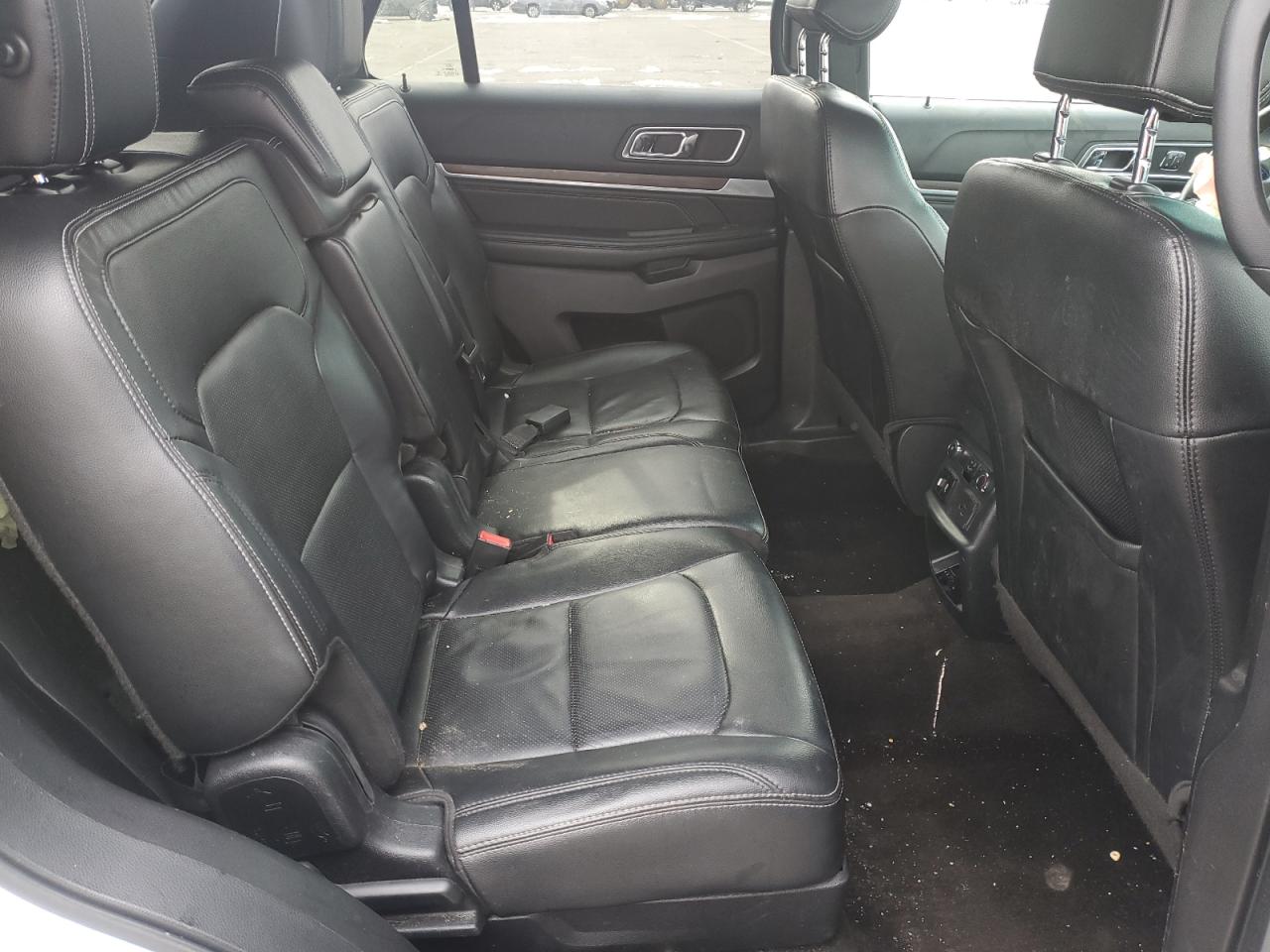 2016 Ford Explorer VIN 1FM5K8F88GGA45678 Copart auction photo, front end / minor dent/scratches damage thumbnail 11