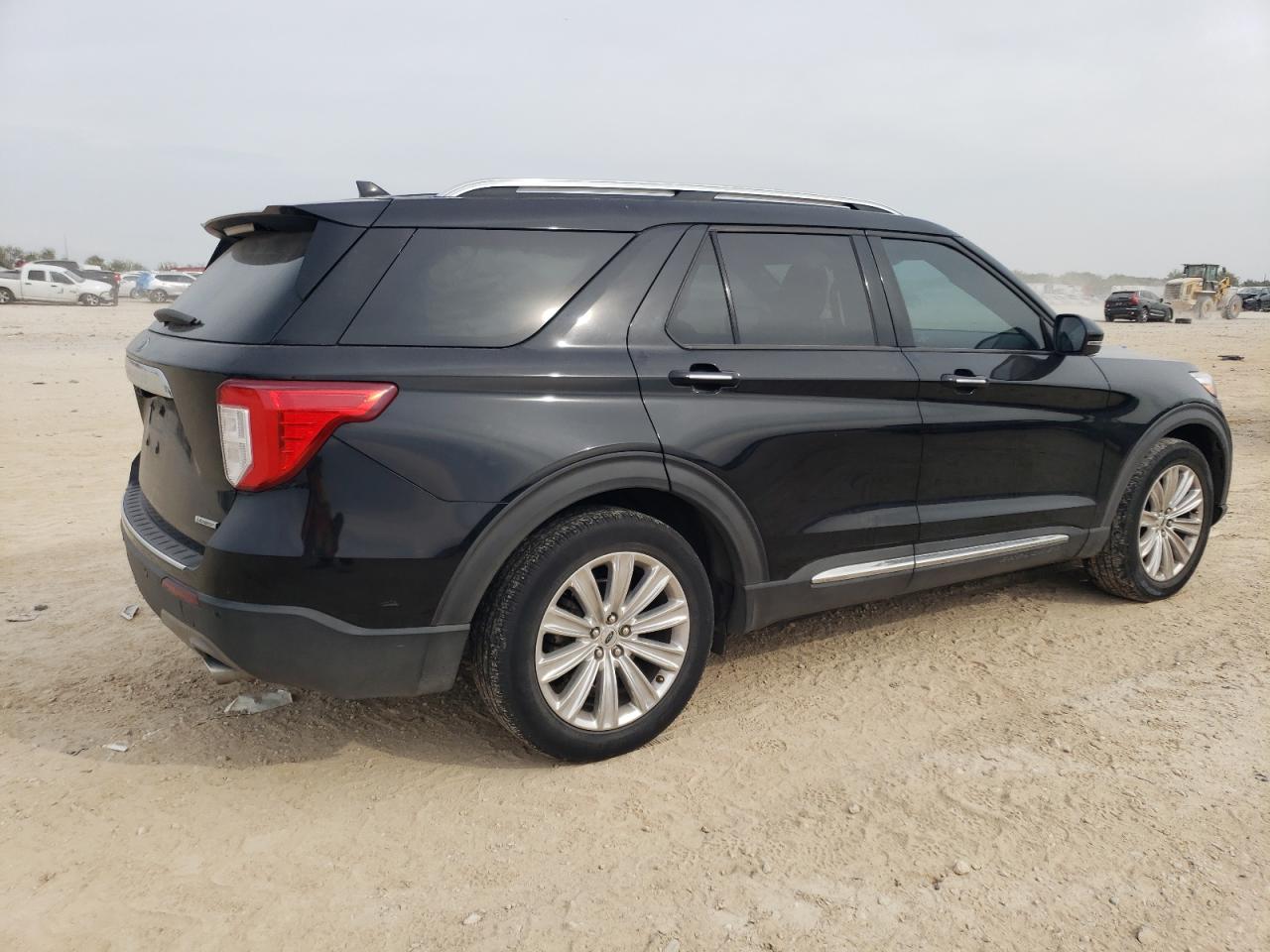 2020 Ford Explorer VIN 1FMSK7FH7LGA14512 Copart auction photo, side / minor dent/scratches damage thumbnail 3