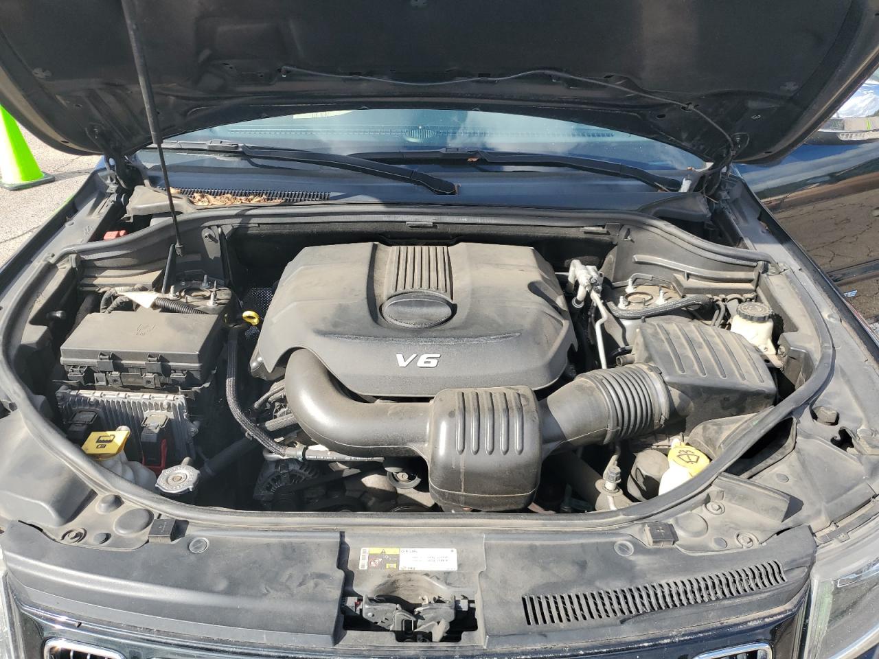 2014 Jeep Grand Cherokee VIN 1C4RJEBG3EC227815 Copart auction photo, side / minor dent/scratches damage thumbnail 12