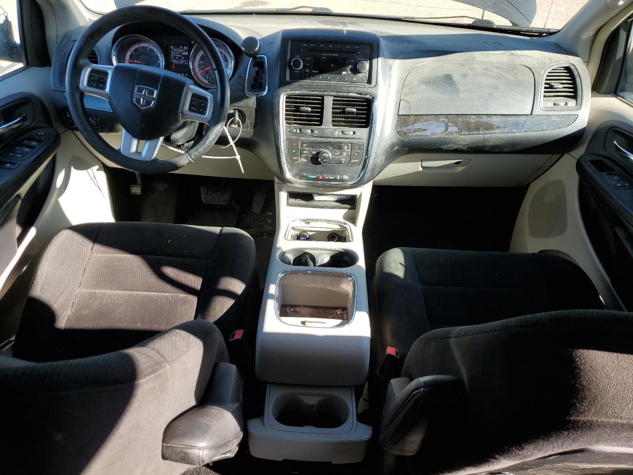 2012 Dodge Caravan VIN 2C4RDGDG6CR113635 Copart auction photo, side / rear end damage thumbnail 8