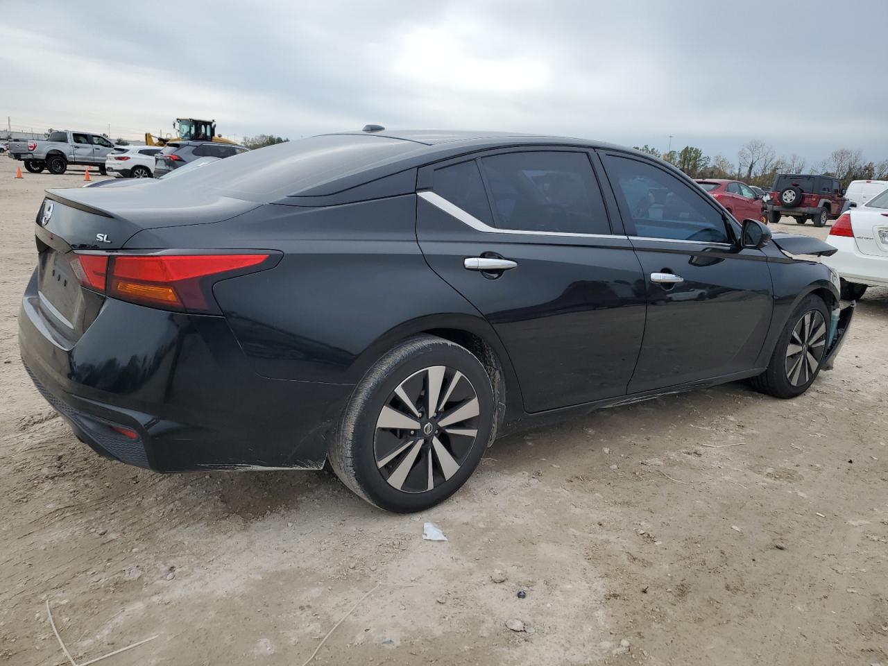 2020 Nissan Altima VIN 1N4BL4EV0LC137766 Copart auction photo, front end damage thumbnail 3
