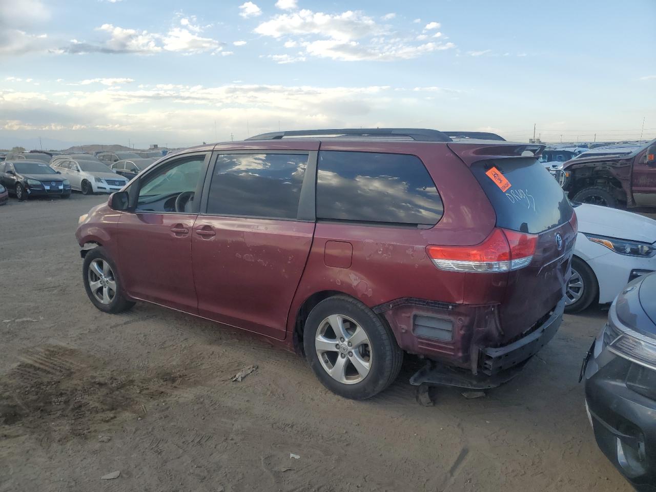 2014 Toyota Sienna VIN 5TDKK3DC5ES413951 Copart auction photo, front end damage thumbnail 2