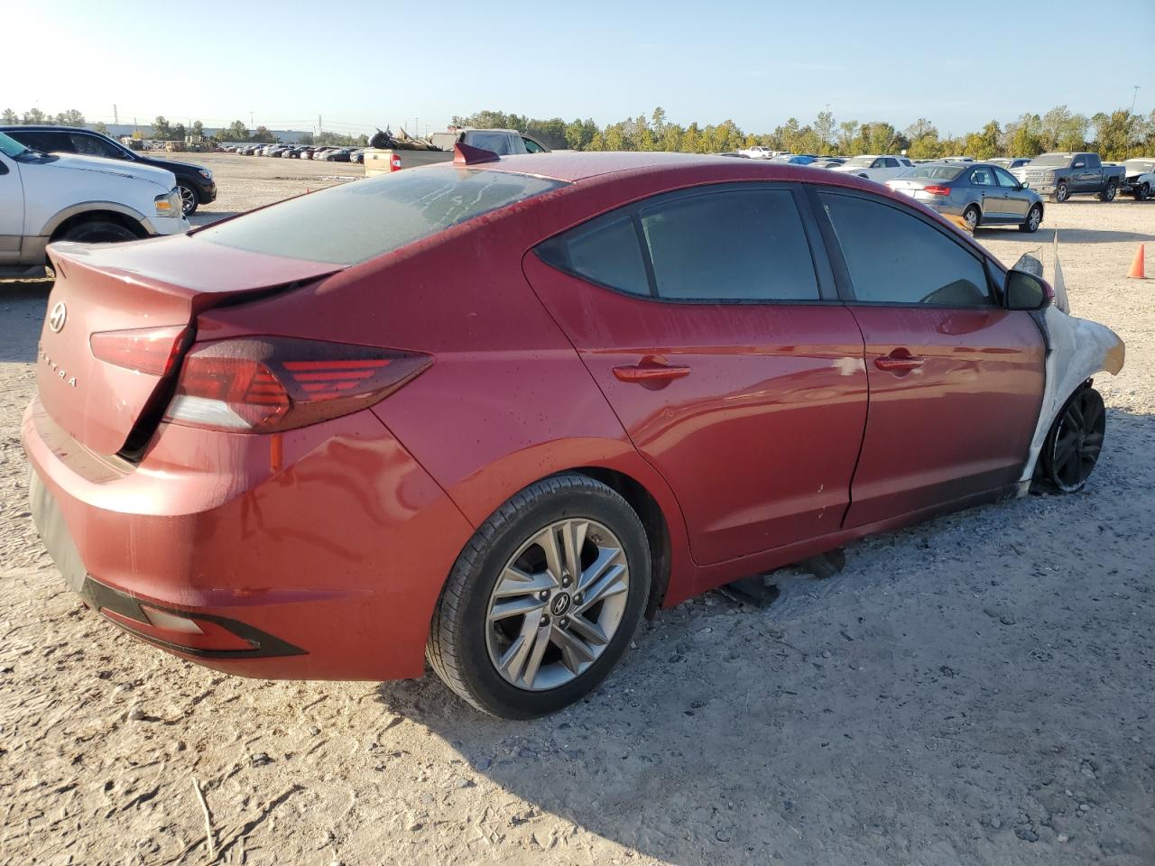 2019 Hyundai Elantra VIN KMHD84LF9KU745970 Copart auction photo, burn - engine / burn - interior damage thumbnail 3