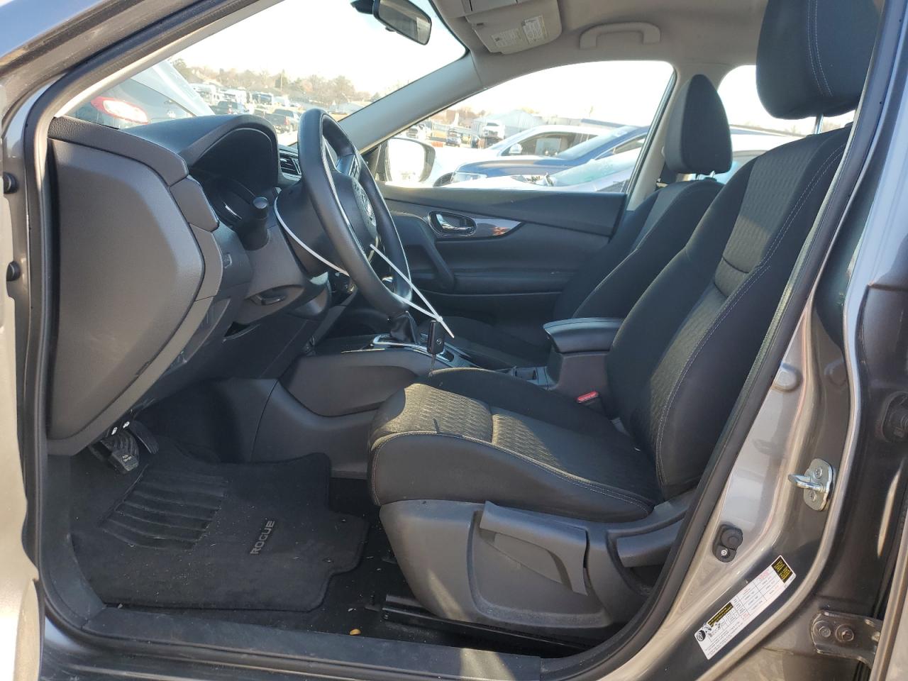2017 Nissan Rogue VIN KNMAT2MV0HP596467 Copart auction photo, front end / side damage thumbnail 7