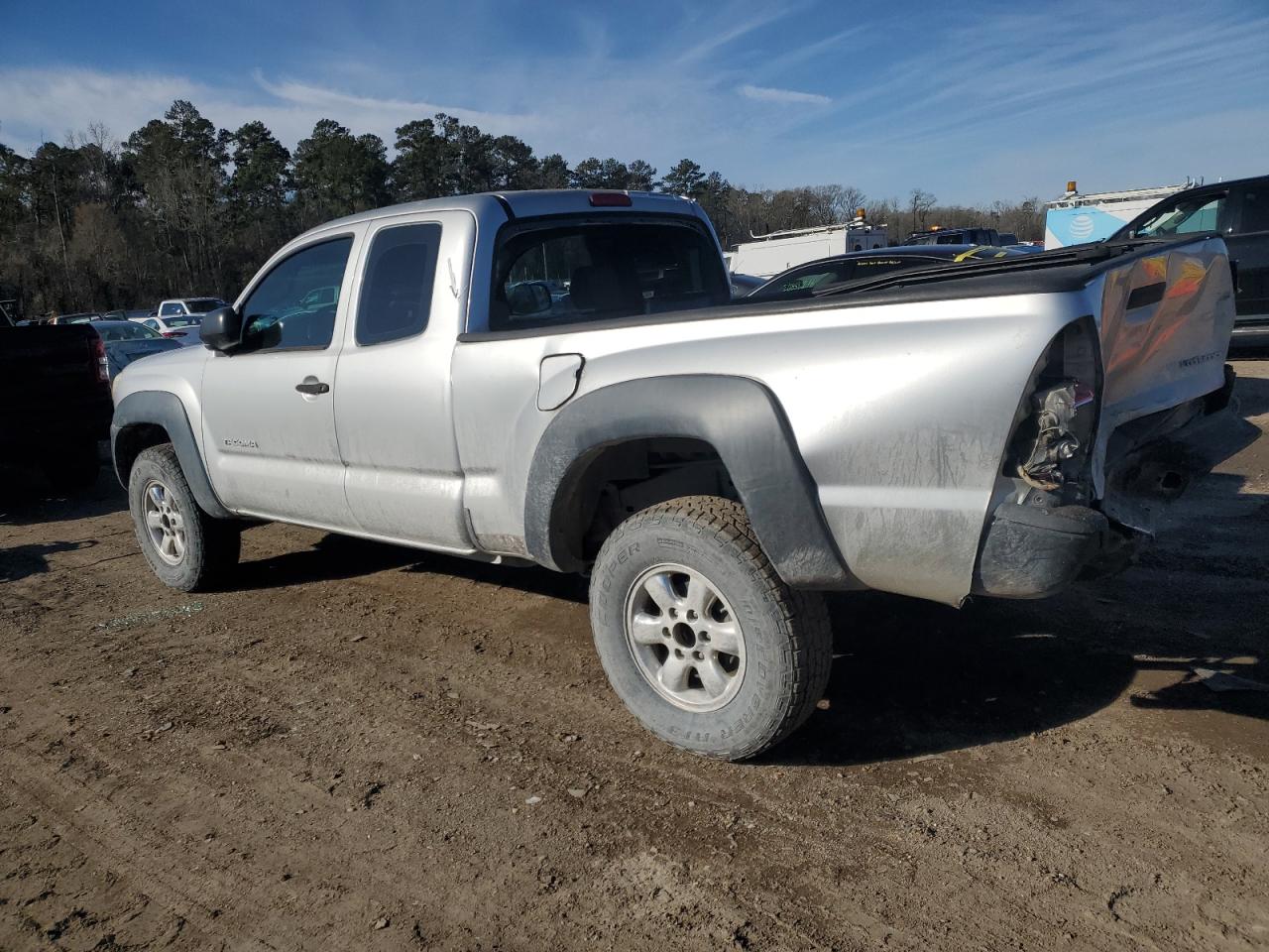 2008 Toyota Tacoma VIN 5TETX62NX8Z532520 Copart auction photo, rear end damage thumbnail 2