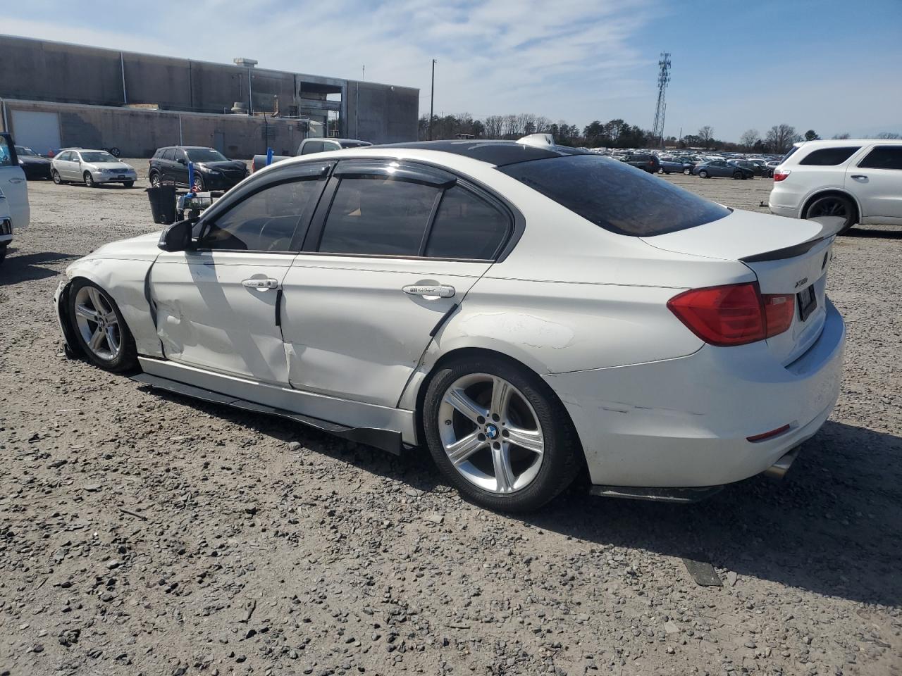 2014 BMW 3er VIN WBA3B5C5XEP542102 Copart auction photo, side / front end damage thumbnail 2