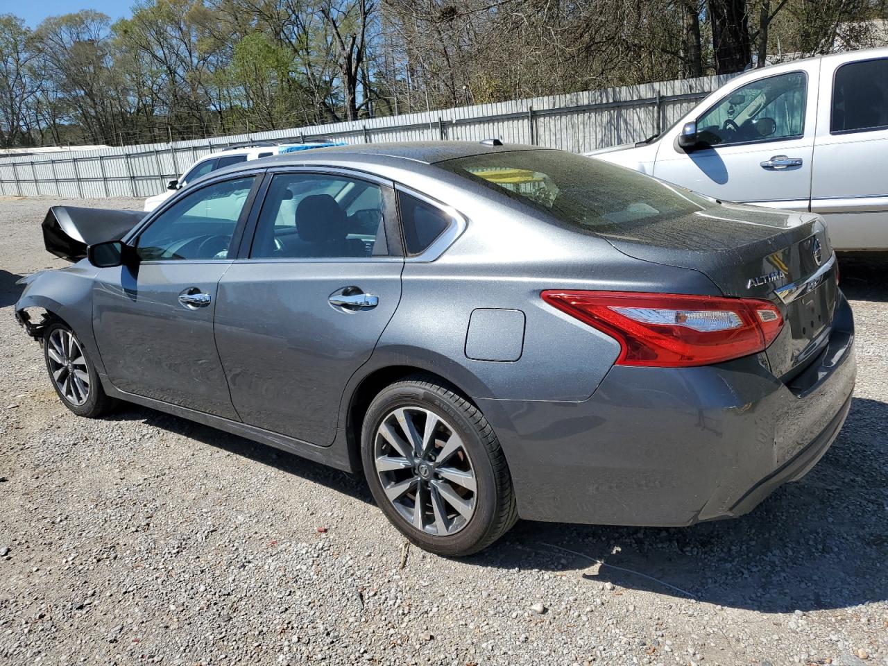 2017 Nissan Altima VIN 1N4AL3AP7HC195622 Copart auction photo, front end / minor dent/scratches damage thumbnail 2