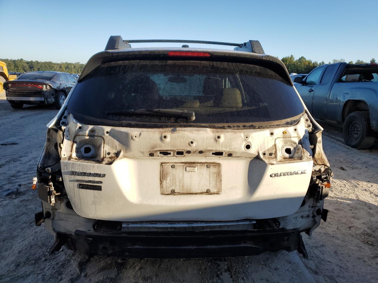 2015 Subaru Outback VIN 4S4BSBNC8F3299872 Copart auction photo, rear end damage thumbnail 6