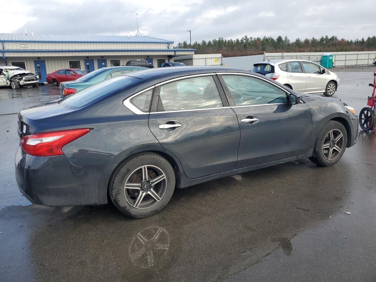 2017 Nissan Altima VIN 1N4AL3AP9HN349641 Copart auction photo, rear end / mechanical damage thumbnail 3