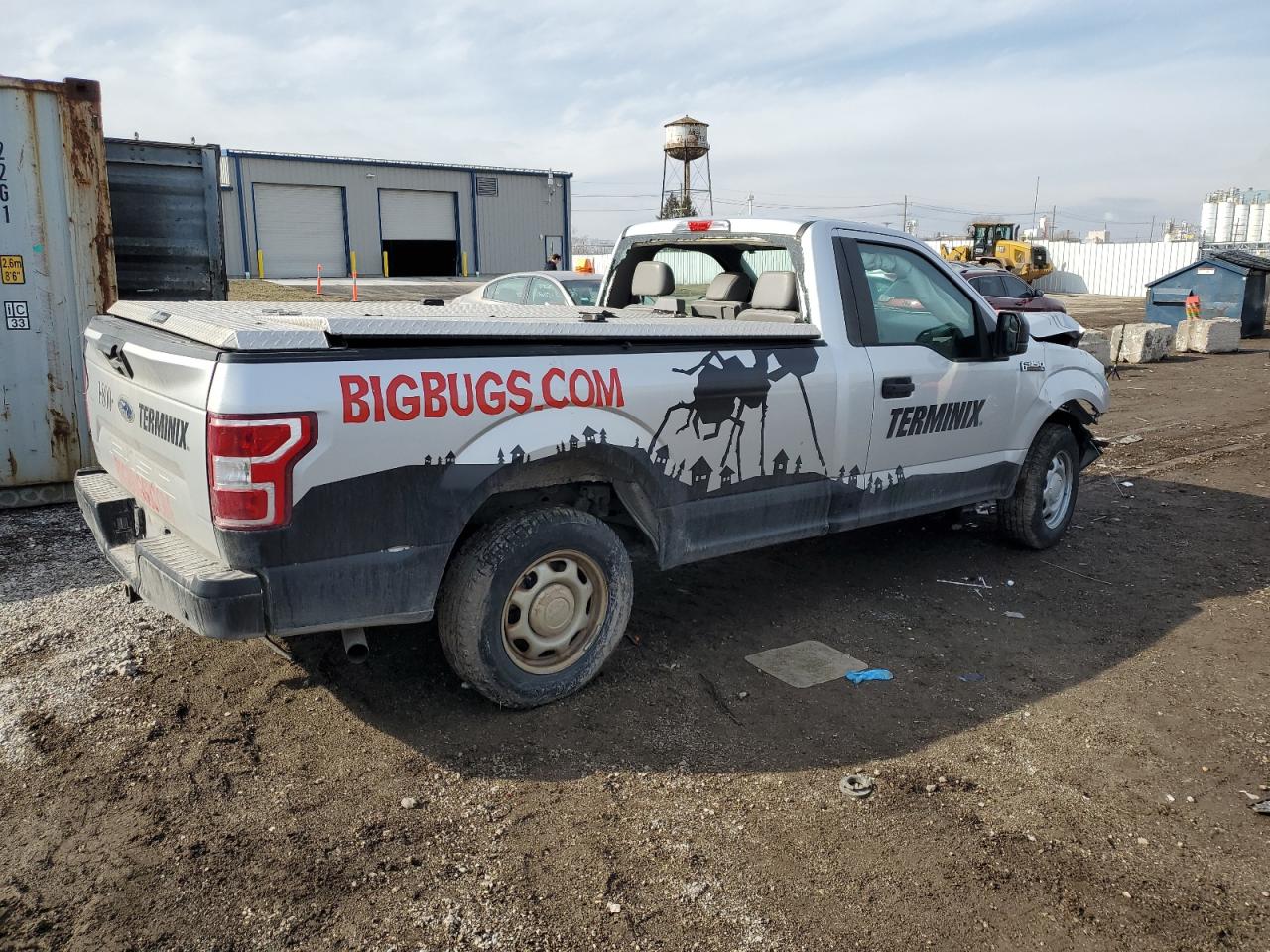 2018 Ford F-150 VIN 1FTMF1CB4JKE24807 Copart auction photo, front end / side damage thumbnail 3
