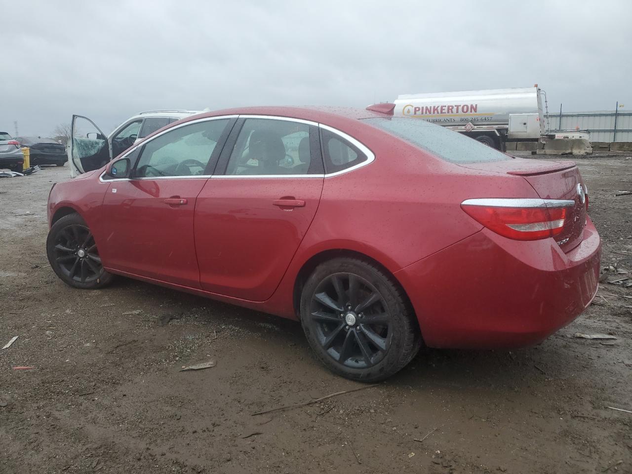 2016 Buick Verano VIN 1G4PW5SK0G4181897 Copart auction photo, front end damage thumbnail 2