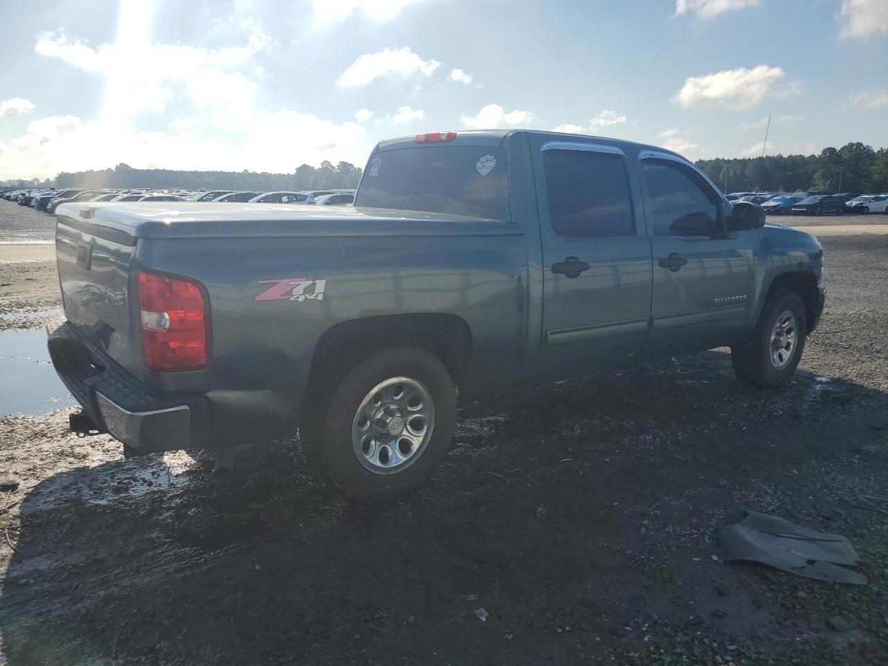 2010 Chevrolet Silverado VIN 3GCRKREA6AG187409 Copart auction photo, mechanical damage thumbnail 3