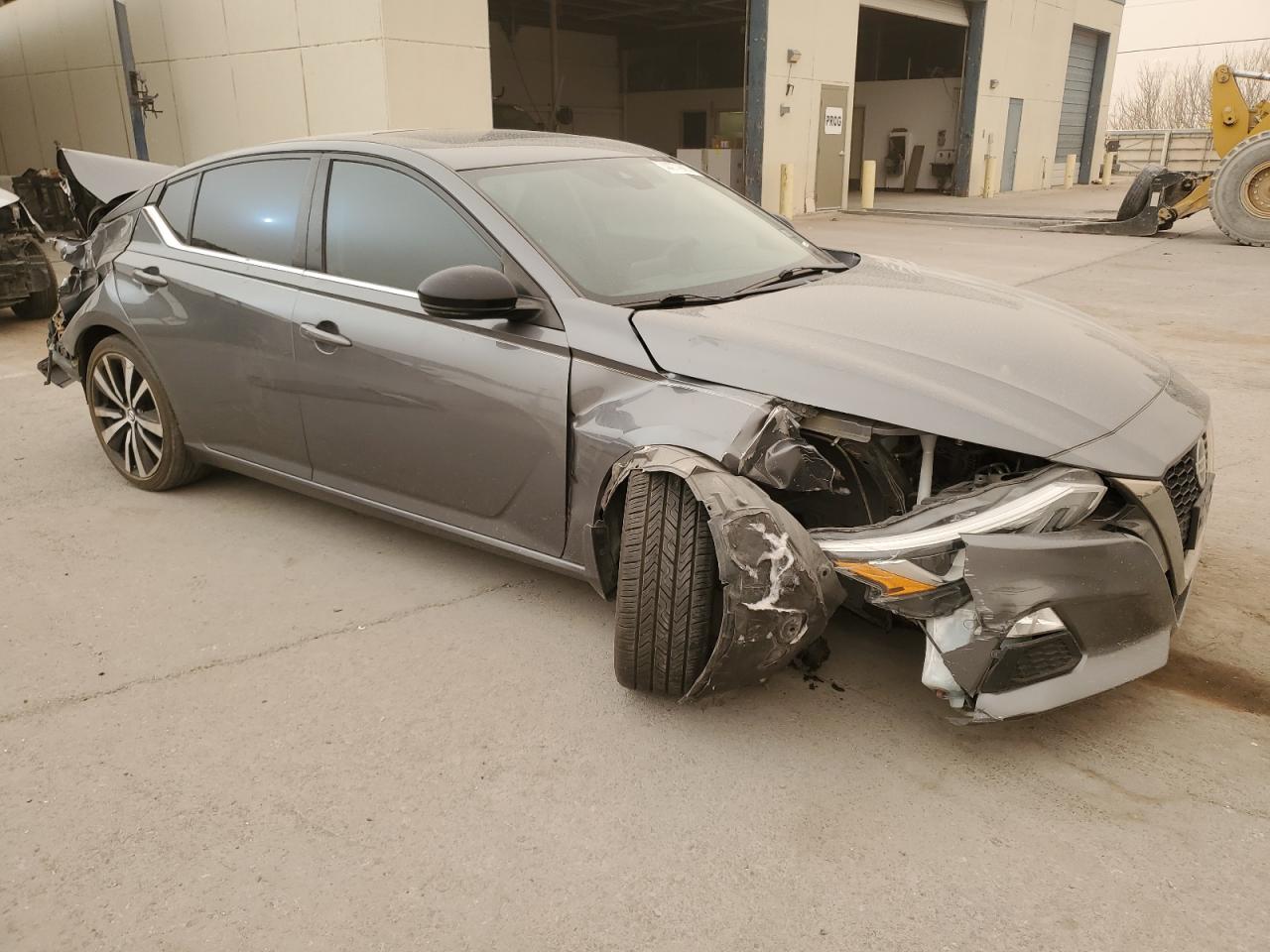 2020 Nissan Altima VIN 1N4BL4CV0LC112997 Copart auction photo, front end / rear end damage thumbnail 4