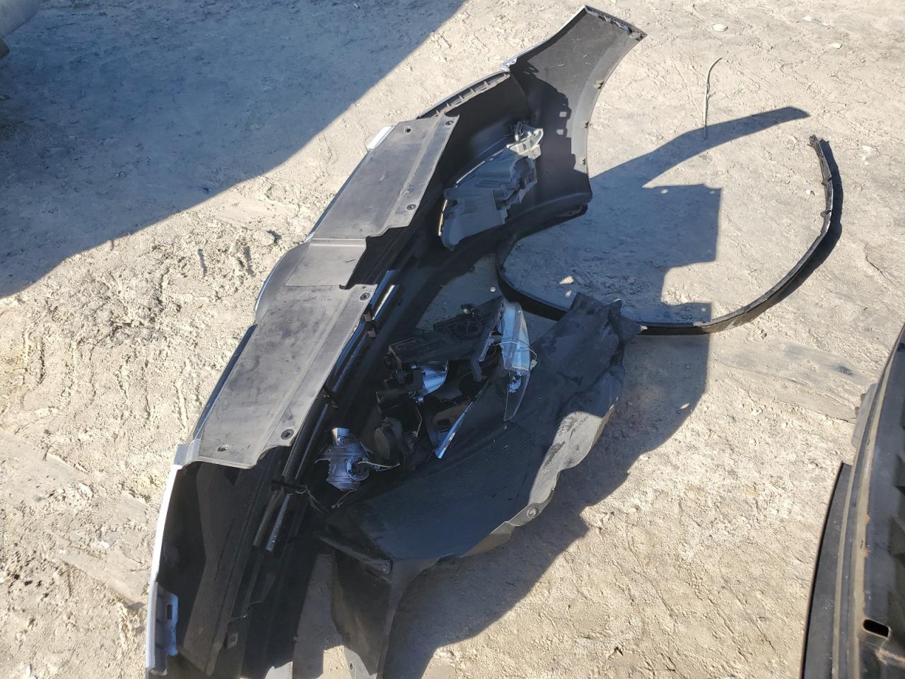 2016 Hyundai Veloster VIN KMHTC6AD6GU279574 Copart auction photo, front end / minor dent/scratches damage thumbnail 12