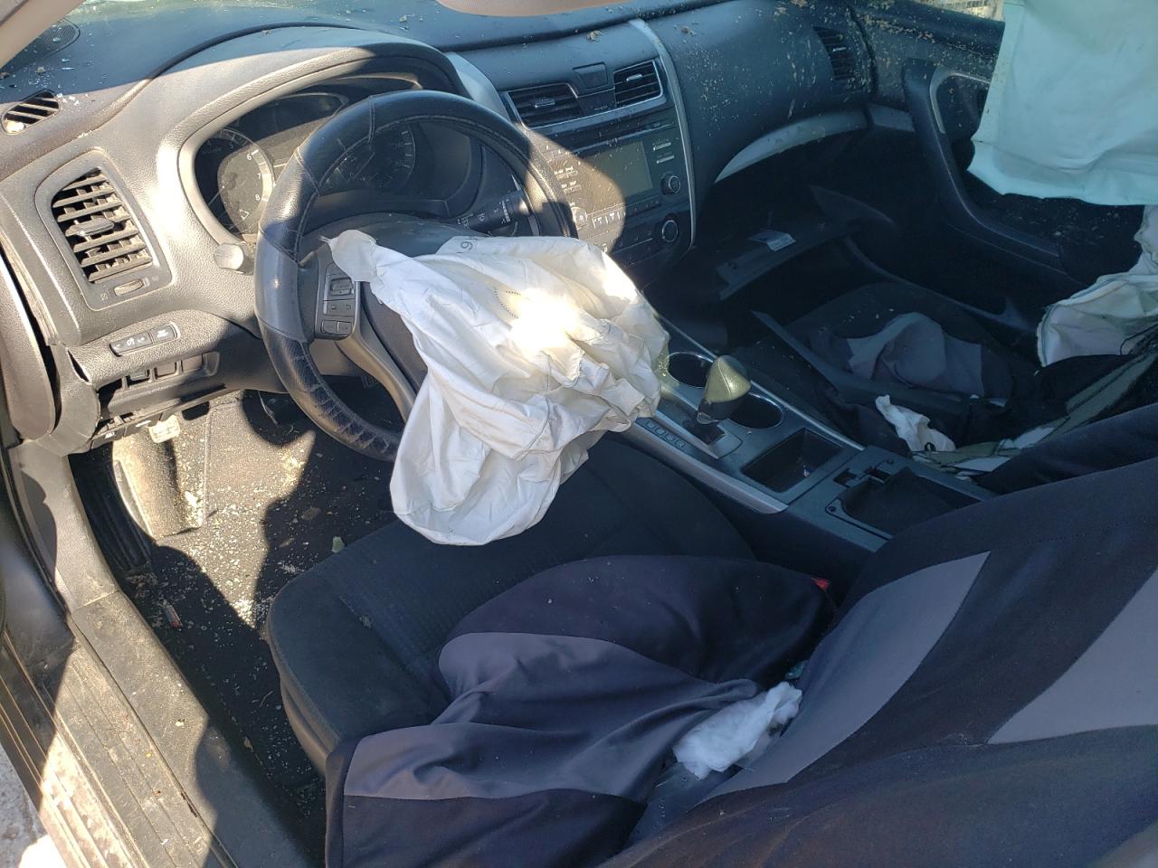 2015 Nissan Altima VIN 1N4AL3AP9FN315325 Copart auction photo, front end / side damage thumbnail 8