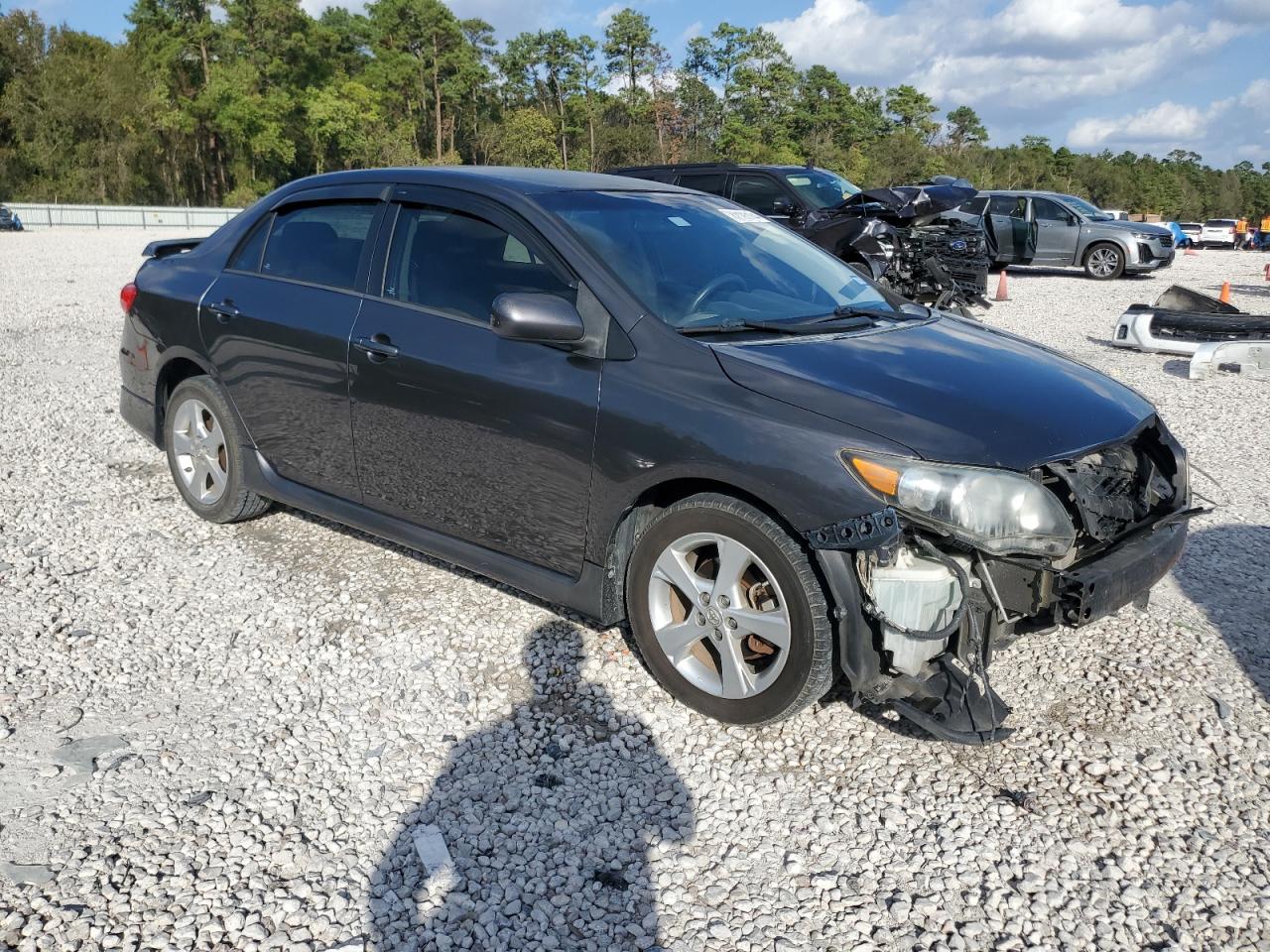 2012 Toyota Corolla VIN 5YFBU4EE6CP042398 Copart auction photo, front end / side damage thumbnail 4
