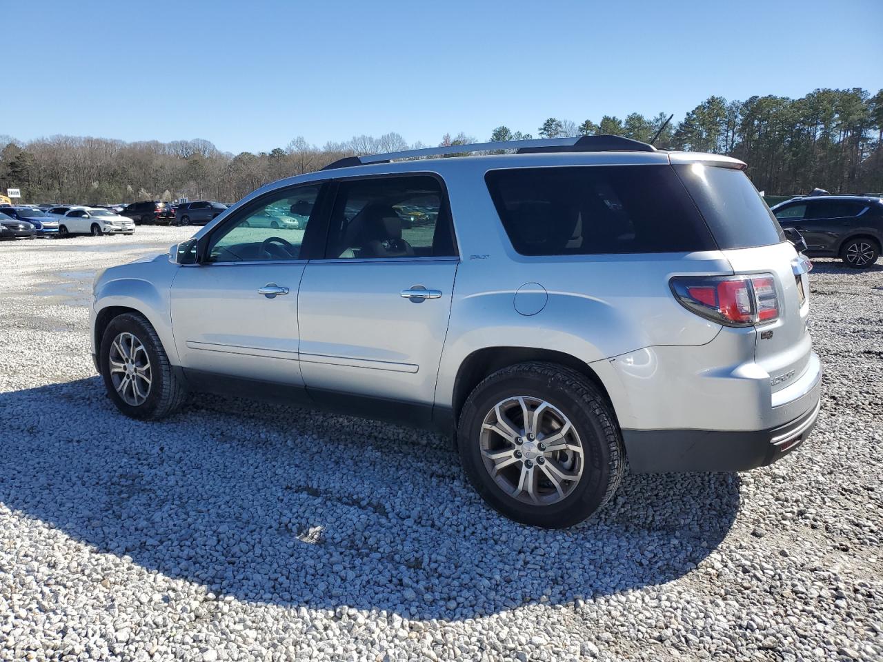 2015 GMC Acadia VIN 1GKKRRKDXFJ268077 Copart auction photo, front end / side damage thumbnail 2
