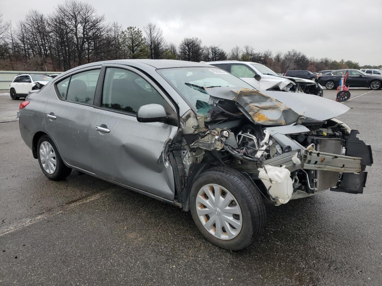 2013 Nissan Versa VIN 3N1CN7AP4DL887293 Copart auction photo, front end / minor dent/scratches damage thumbnail 4