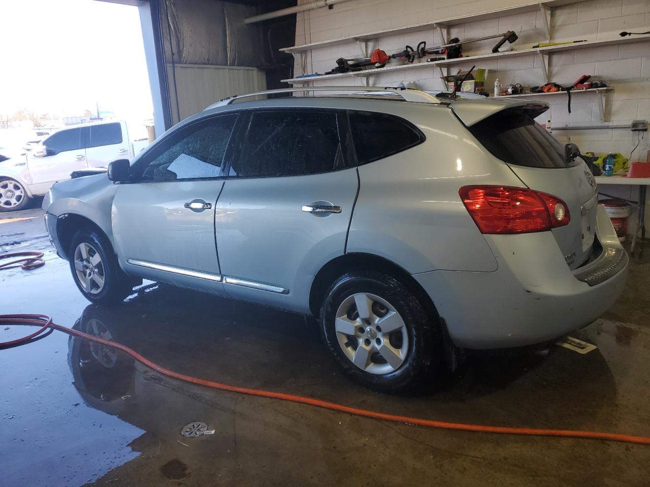 2014 Nissan Rogue VIN JN8AS5MV4EW203838 Copart auction photo, vandalism / front end damage thumbnail 2