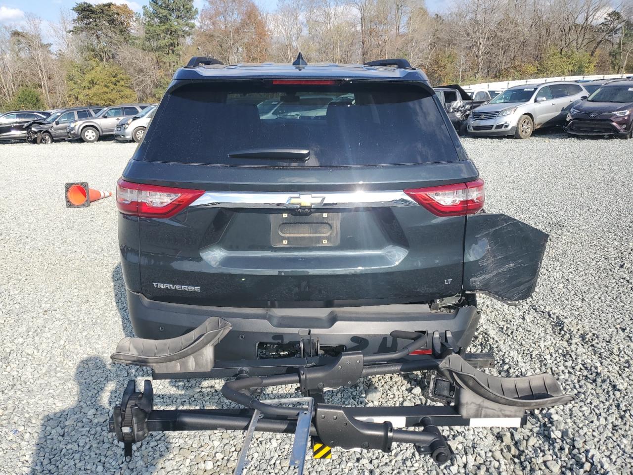 2020 Chevrolet Traverse VIN 1GNERHKW9LJ130005 Copart auction photo, rear end damage thumbnail 6