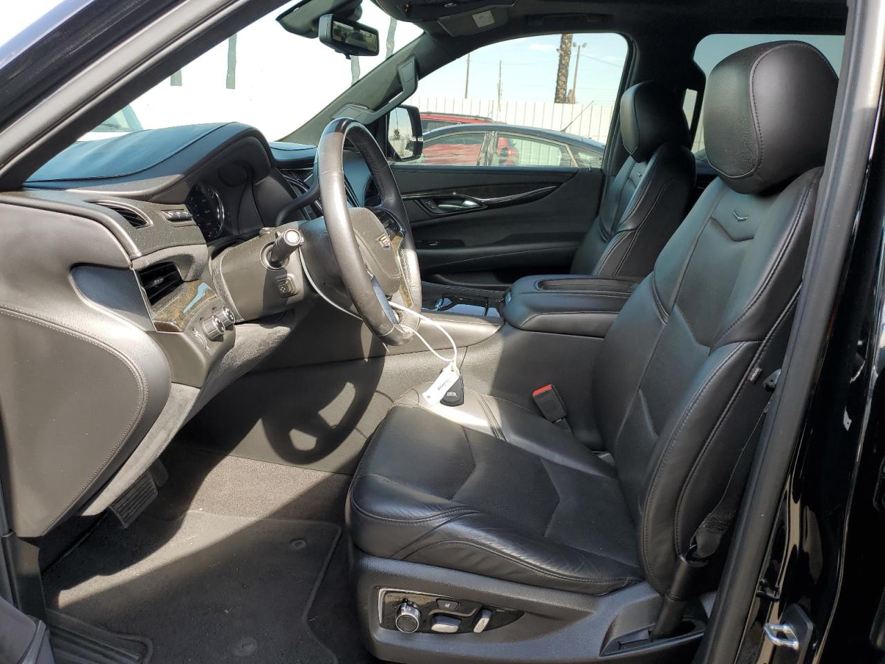 2020 Cadillac Escalade VIN 1GYS4KKJ4LR237227 Copart auction photo, burn / minor dent/scratches damage thumbnail 7