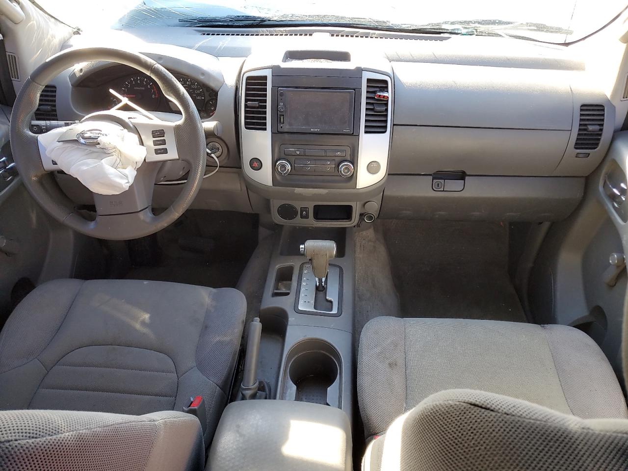 2016 Nissan Navara (Frontier) VIN 1N6BD0CT3GN780587 Copart auction photo, front end / side damage thumbnail 8