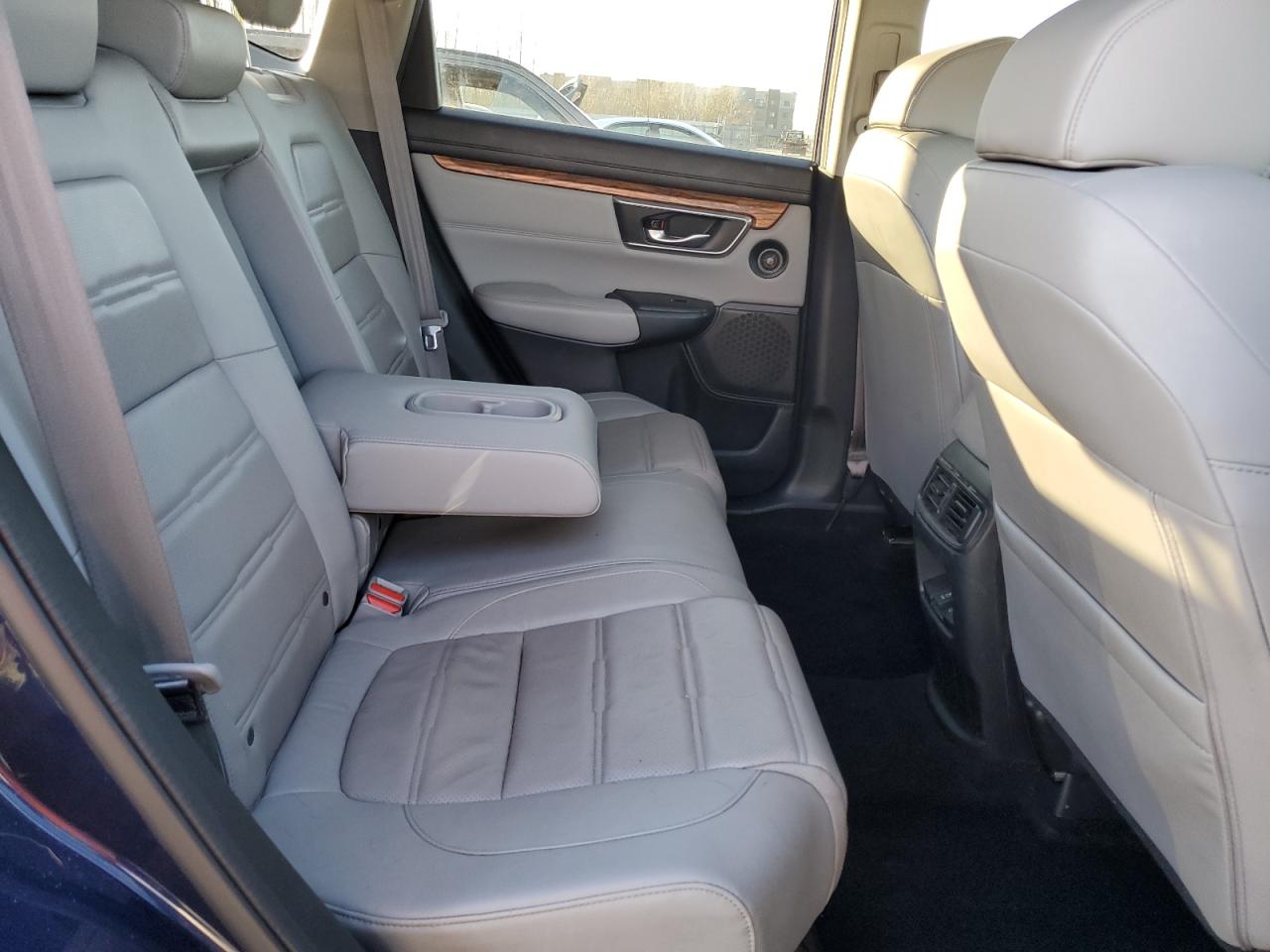 2018 Honda CR-V VIN 7FARW2H85JE015046 Copart auction photo, front end / side damage thumbnail 11