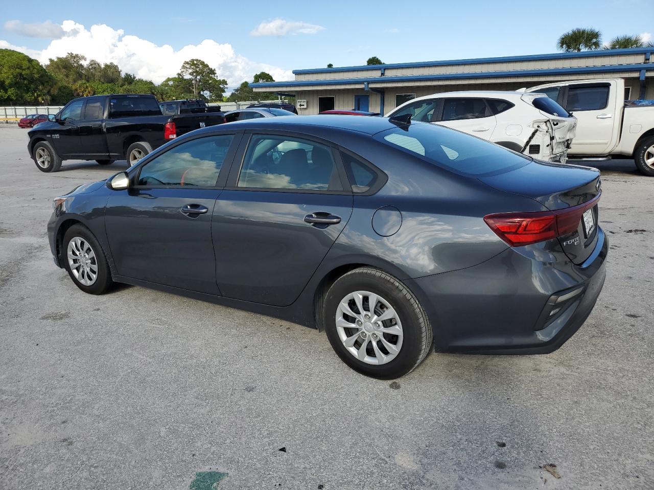 2021 KIA Forte VIN 3KPF24AD6ME401000 Copart auction photo, water/flood / minor dent/scratches damage thumbnail 2
