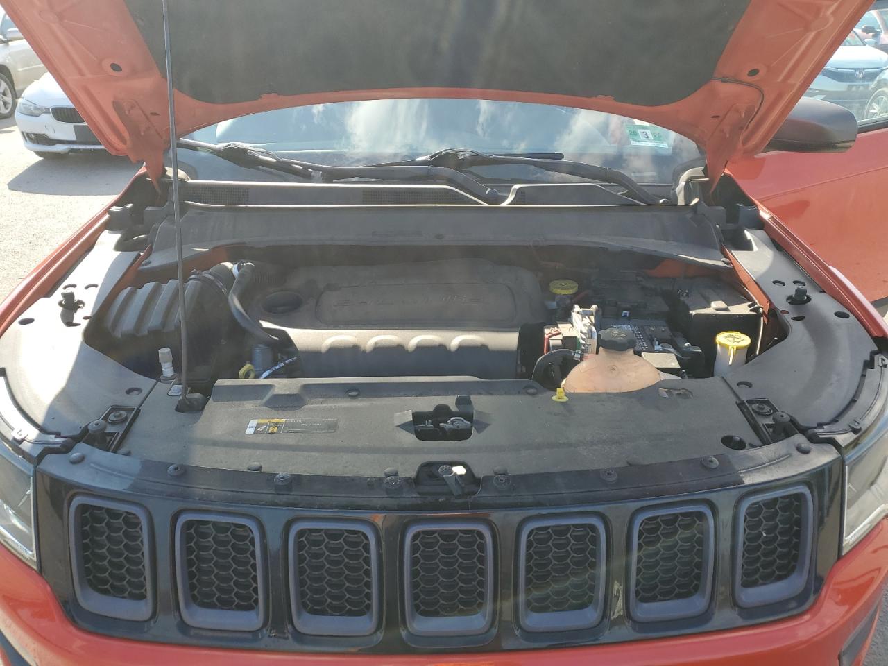 2018 Jeep Compass VIN 3C4NJDDB5JT280606 Copart auction photo, minor dent/scratches damage thumbnail 12