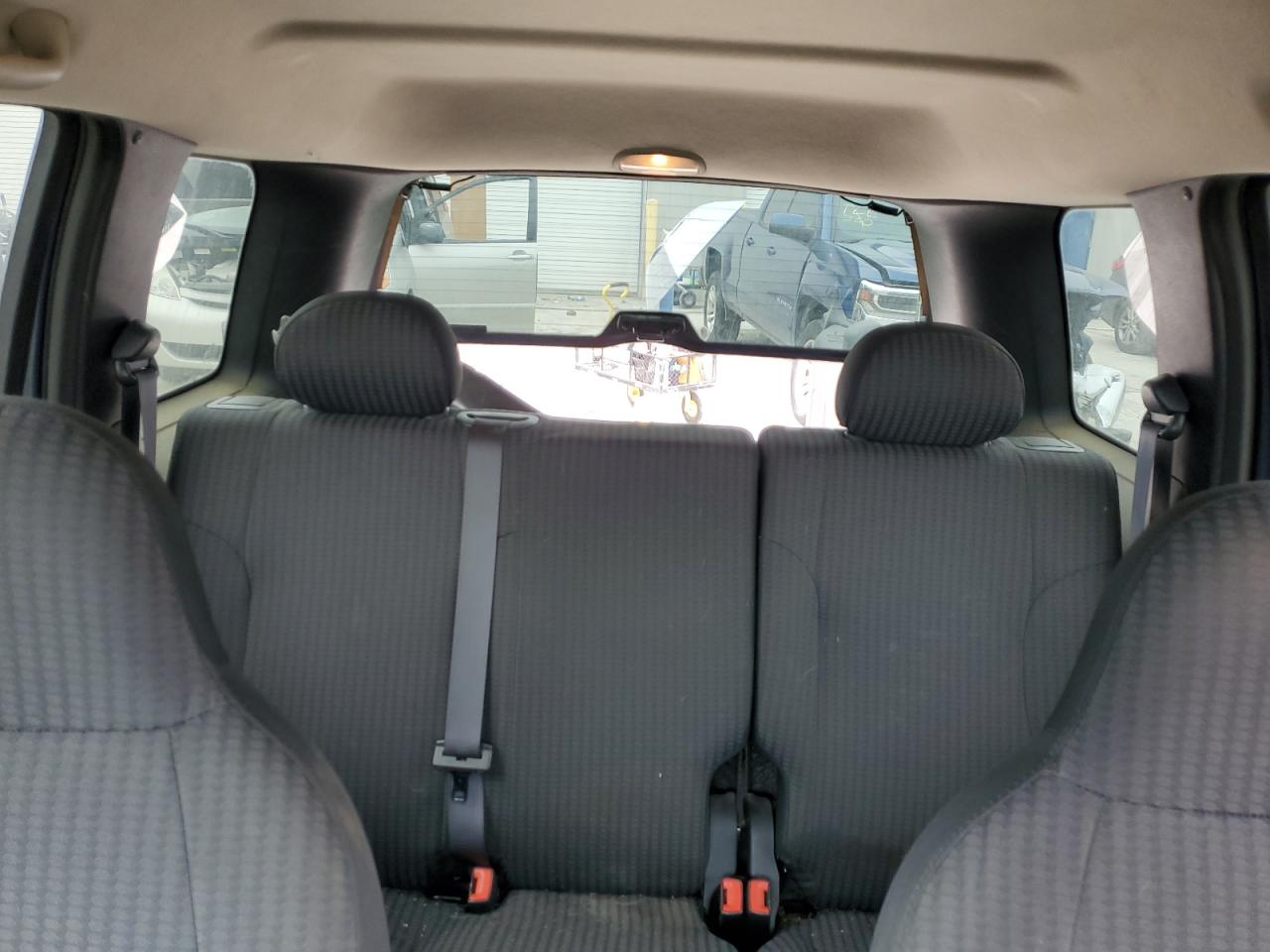 2002 Jeep Liberty (North America) VIN 1J4GL48K52W258494 Copart auction photo, front end / minor dent/scratches damage thumbnail 10