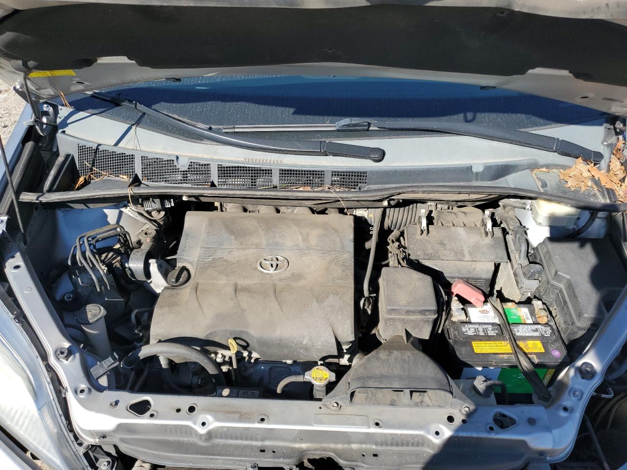 2015 Toyota Sienna VIN 5TDKK3DC2FS619150 Copart auction photo, front end / rear end damage thumbnail 12