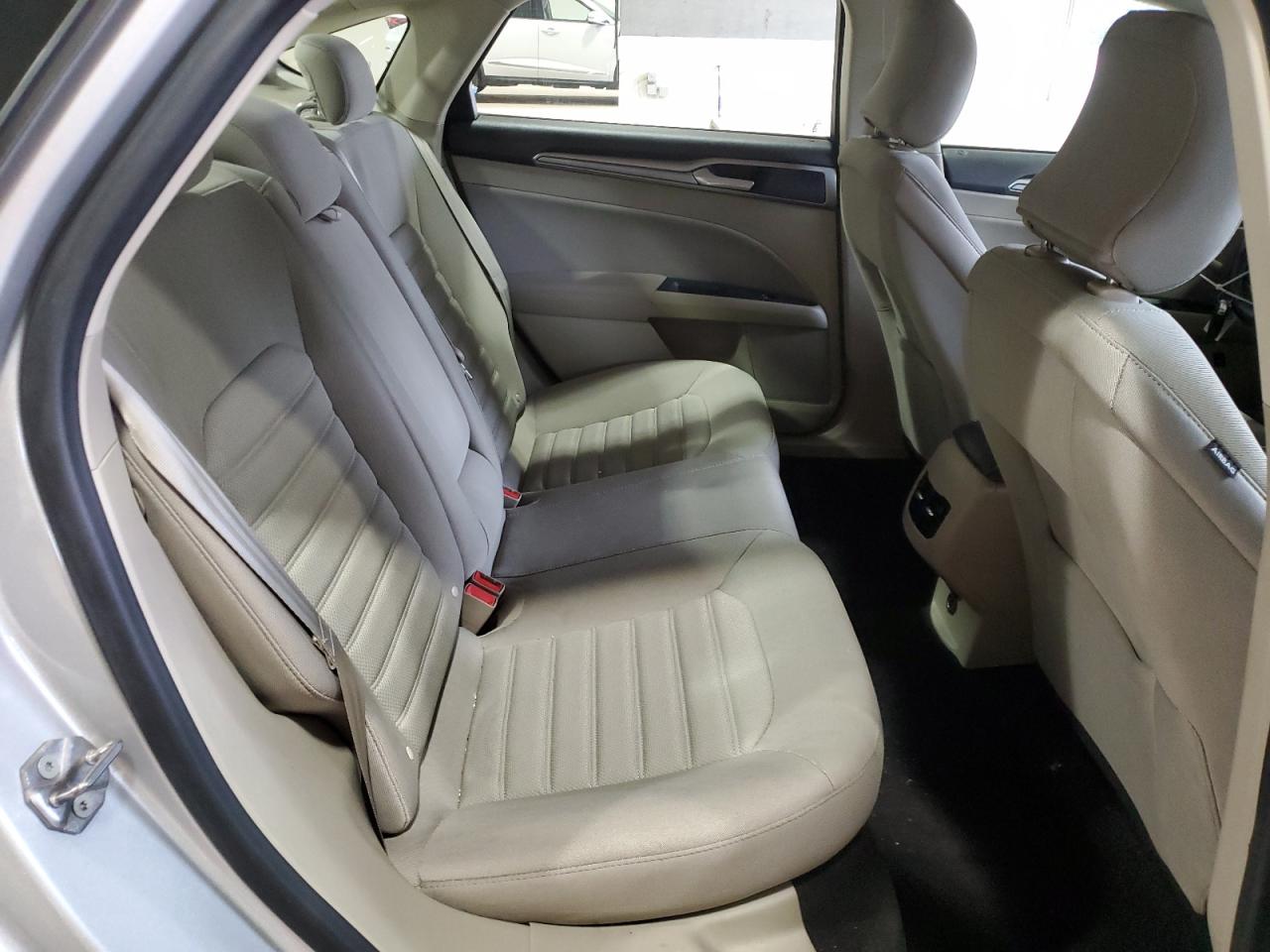 2019 Ford Fusion VIN 3FA6P0LU2KR220513 Copart auction photo, front end / rear end damage thumbnail 10