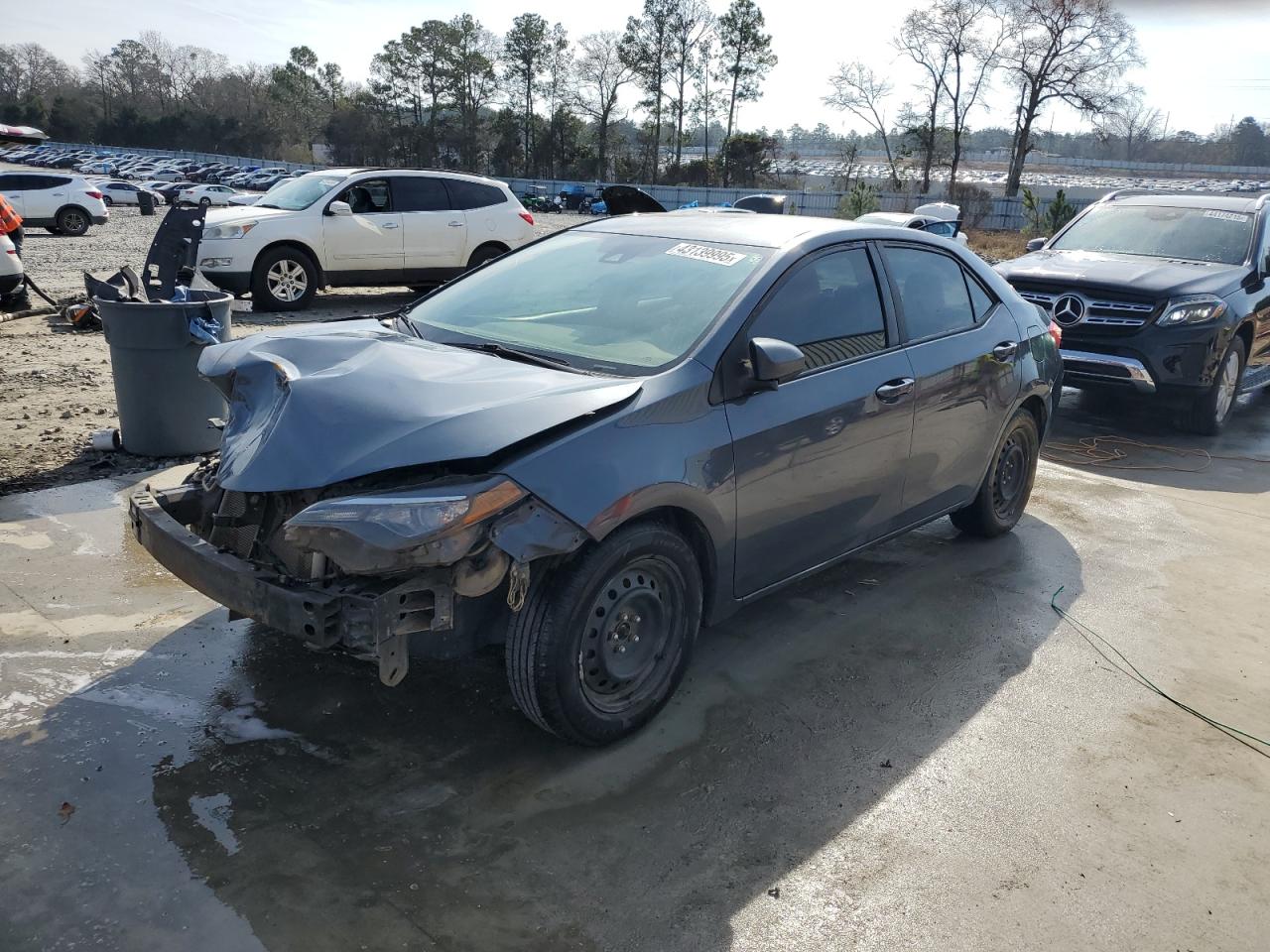 2017 Toyota Corolla VIN 5YFBURHE3HP583540