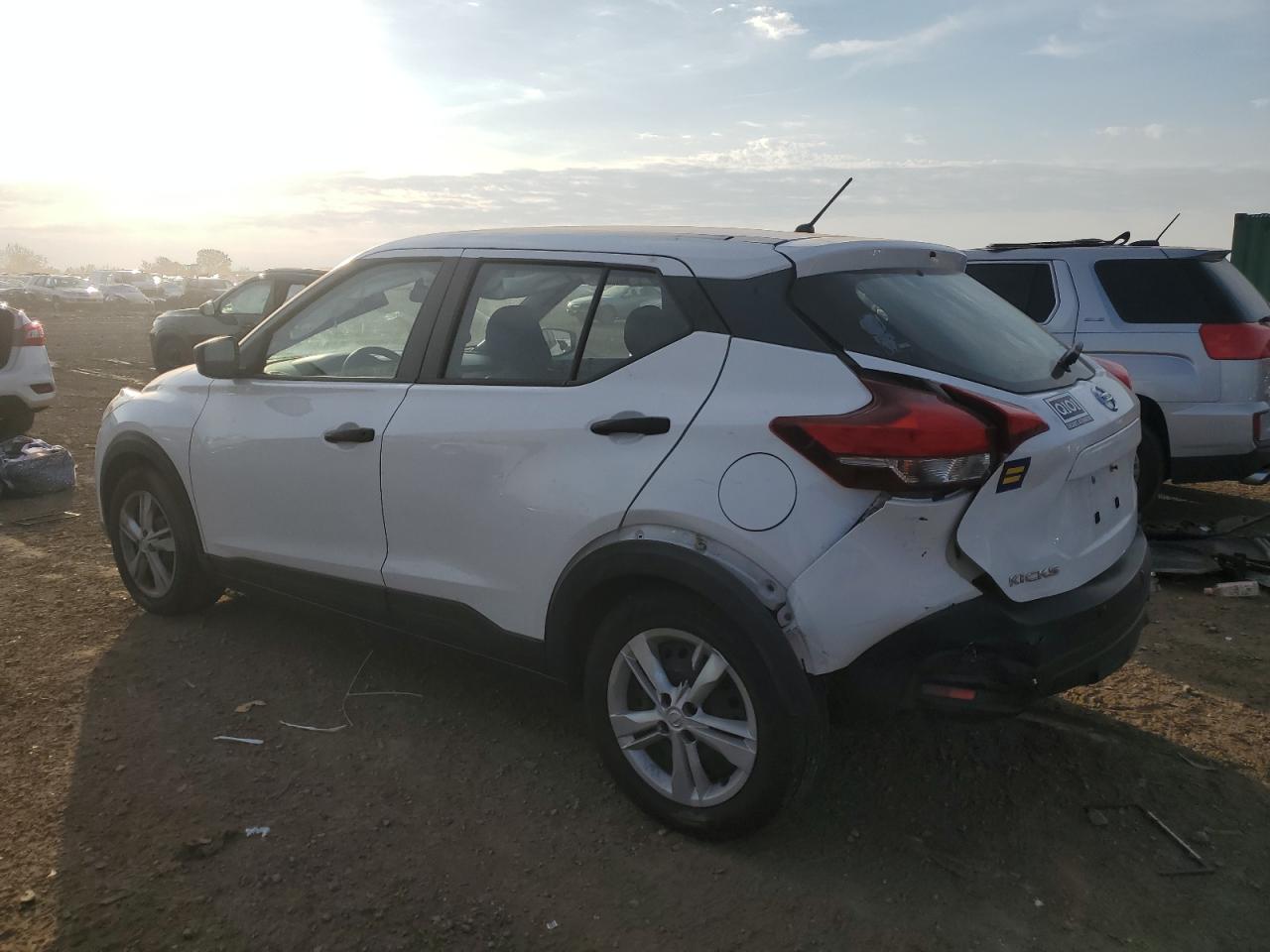 2020 Nissan Kicks VIN 3N1CP5BV5LL494042 Copart auction photo, rear end / minor dent/scratches damage thumbnail 2