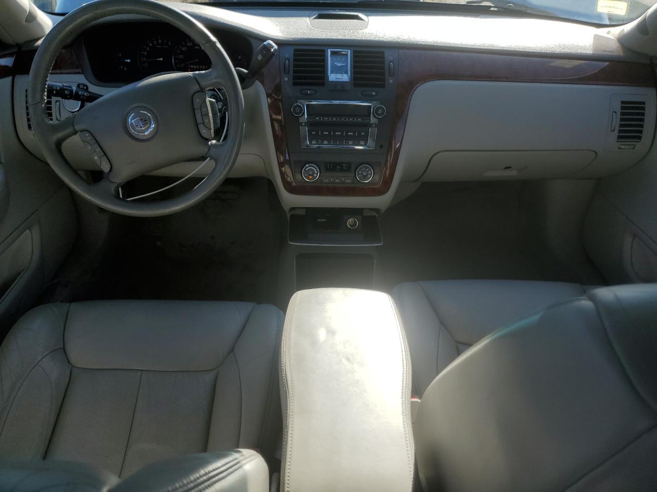 2006 Cadillac DTS VIN 1G6KD57Y06U201634 Copart auction photo, front end / minor dent/scratches damage thumbnail 8