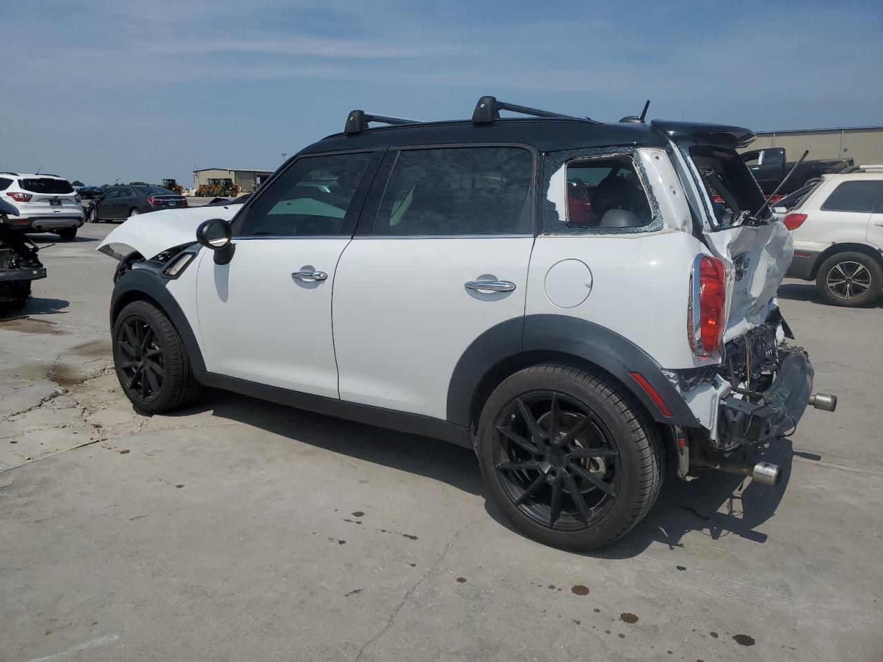 2015 MINI Cooper VIN WMWZC3C51FWT01824 Copart auction photo, rear end / front end damage thumbnail 2