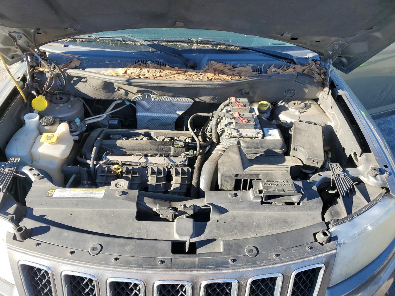 2013 Jeep Compass VIN 1C4NJCBAXDD109364 Copart auction photo, side / rear end damage thumbnail 13