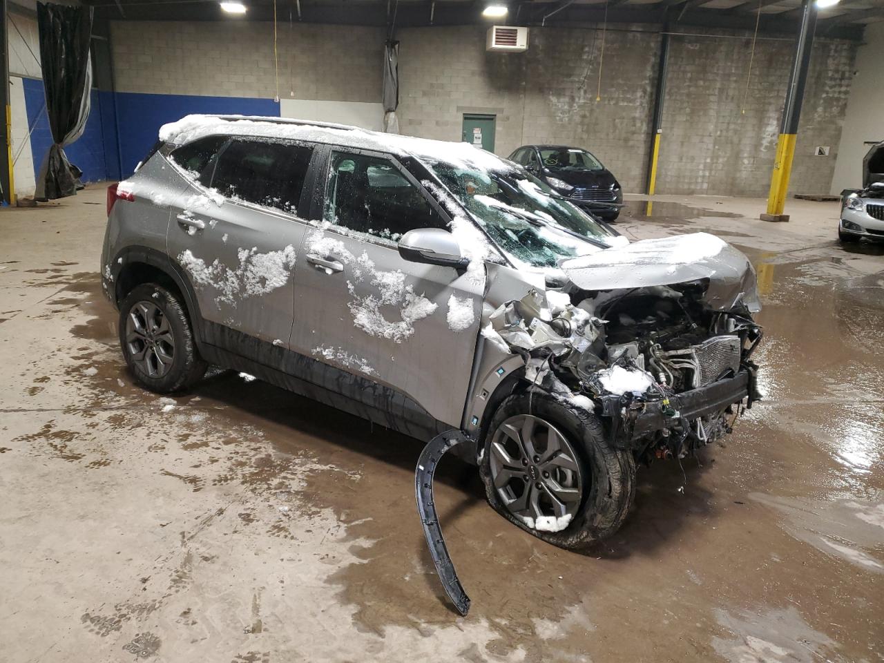 2024 KIA Seltos VIN KNDEU2AA0R7520183 Copart auction photo, front end / rear end damage thumbnail 4