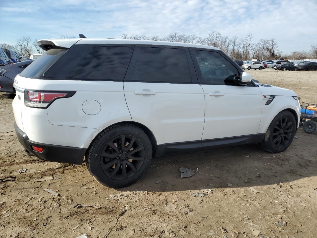 2016 Land Rover Range Rover VIN SALWR2VF1GA559305 Copart auction photo, front end damage thumbnail 3