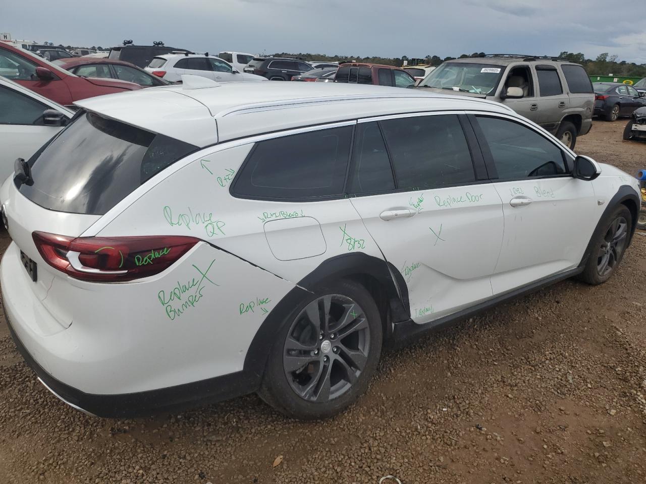 2019 Buick Regal VIN W04GV8SXXK1073747 Copart auction photo, rear end / minor dent/scratches damage thumbnail 3