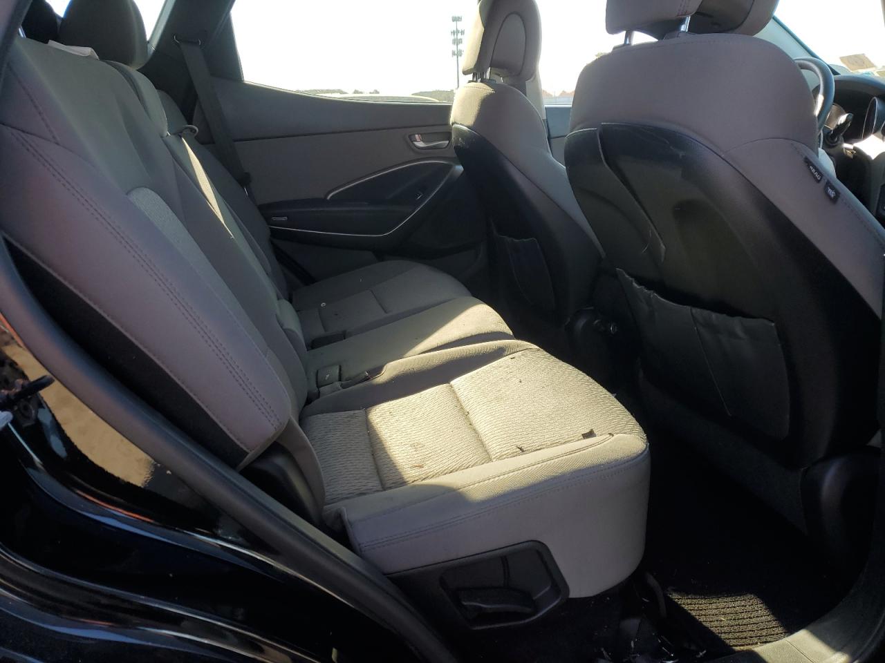 2018 Hyundai Santa Fe VIN 5XYZTDLB9JG560663 Copart auction photo, front end / minor dent/scratches damage thumbnail 10