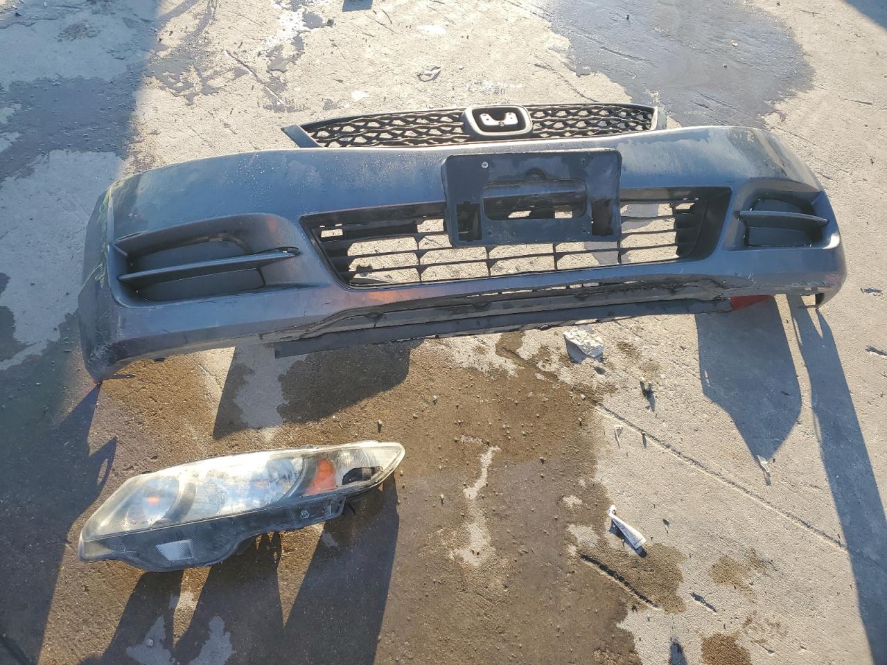2010 Honda Civic VIN 2HGFG1B81AH501086 Copart auction photo, front end / side damage thumbnail 12